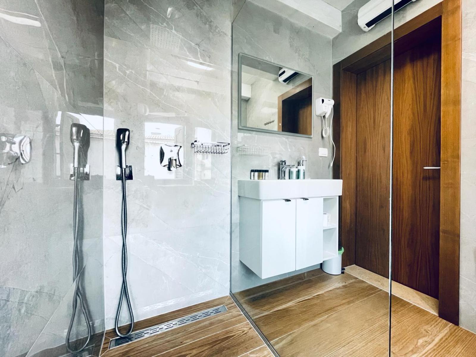 Fazana City Rooms With Free Parking Экстерьер фото